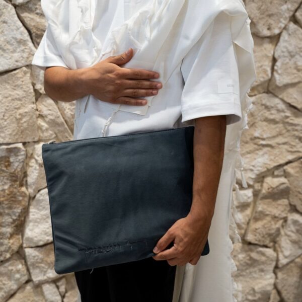 כיסוי טלית ותפילין קטיפה ירוק בקבוק