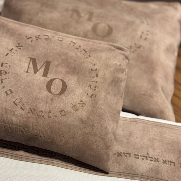 סט חתנים צבע חום עדין בחיתוך לייזר