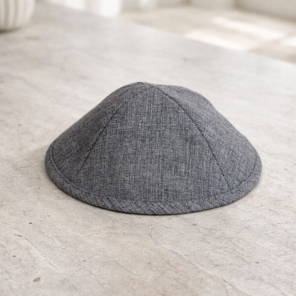 כיפה אפור כהה