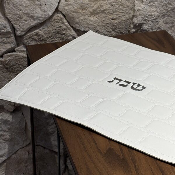 כיסוי חלות דמוי עור לבן